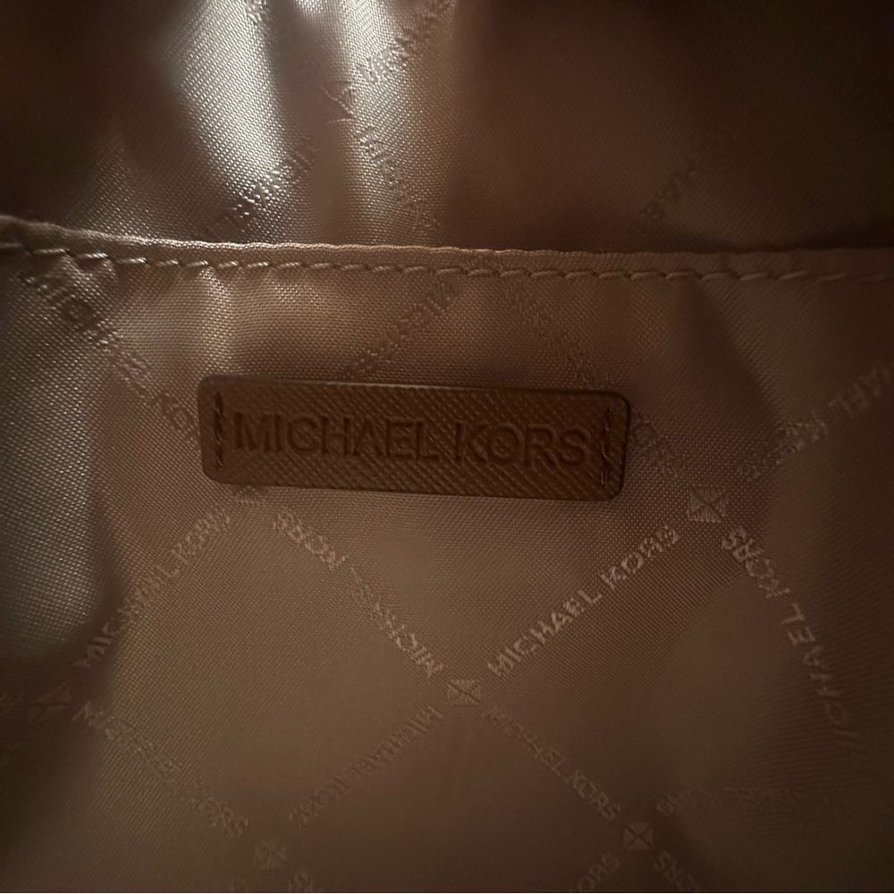 Michael Kors Jet Set Travel Medium Dome Crossbody Bag Purse Luggage Brown NWT - Picture 11 of 15